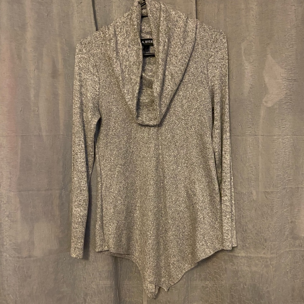 Like new SOFT grey sweater with cowl neck!